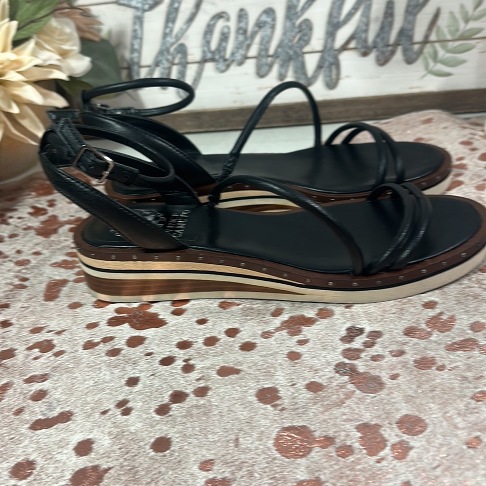 Vince camuto sandals - Picture 3 of 5